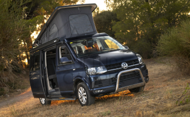 Volkswagen Caravelle T6 con techo elevable
