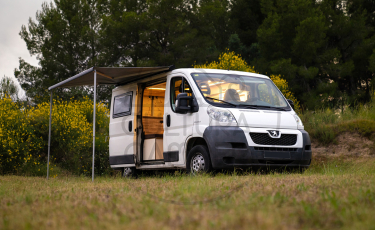 Peugeot Boxer L1H1 con toldo