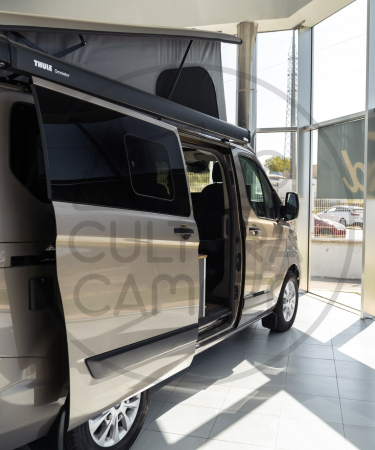 Ford Transit Custom con techo elevable