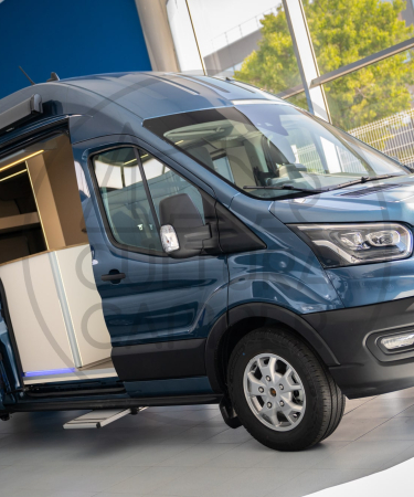 Ford Transit Van L3 H3 con toldo y muebles a medida